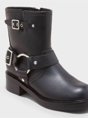 Women's Connor Harness Buckle Ankle Boots - Universal Thread